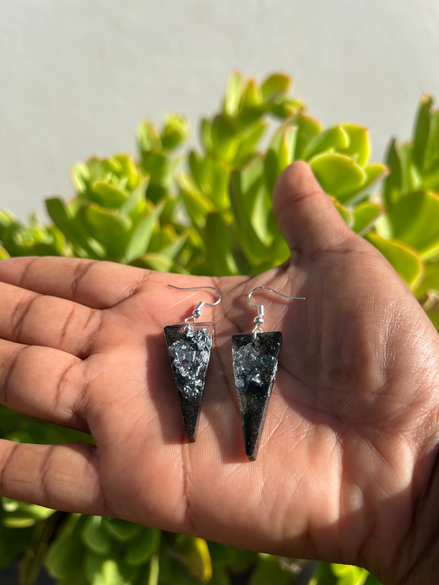 Gold/Silver Flakes Earrings✨🩶
