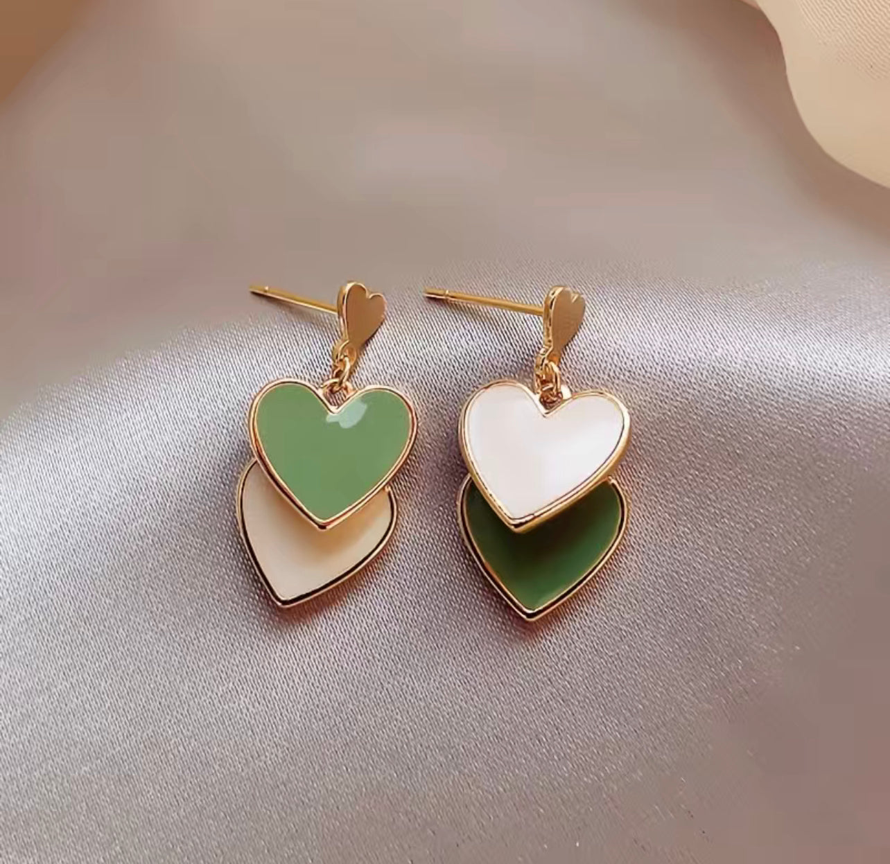 Green Heart Earrings🪽💚