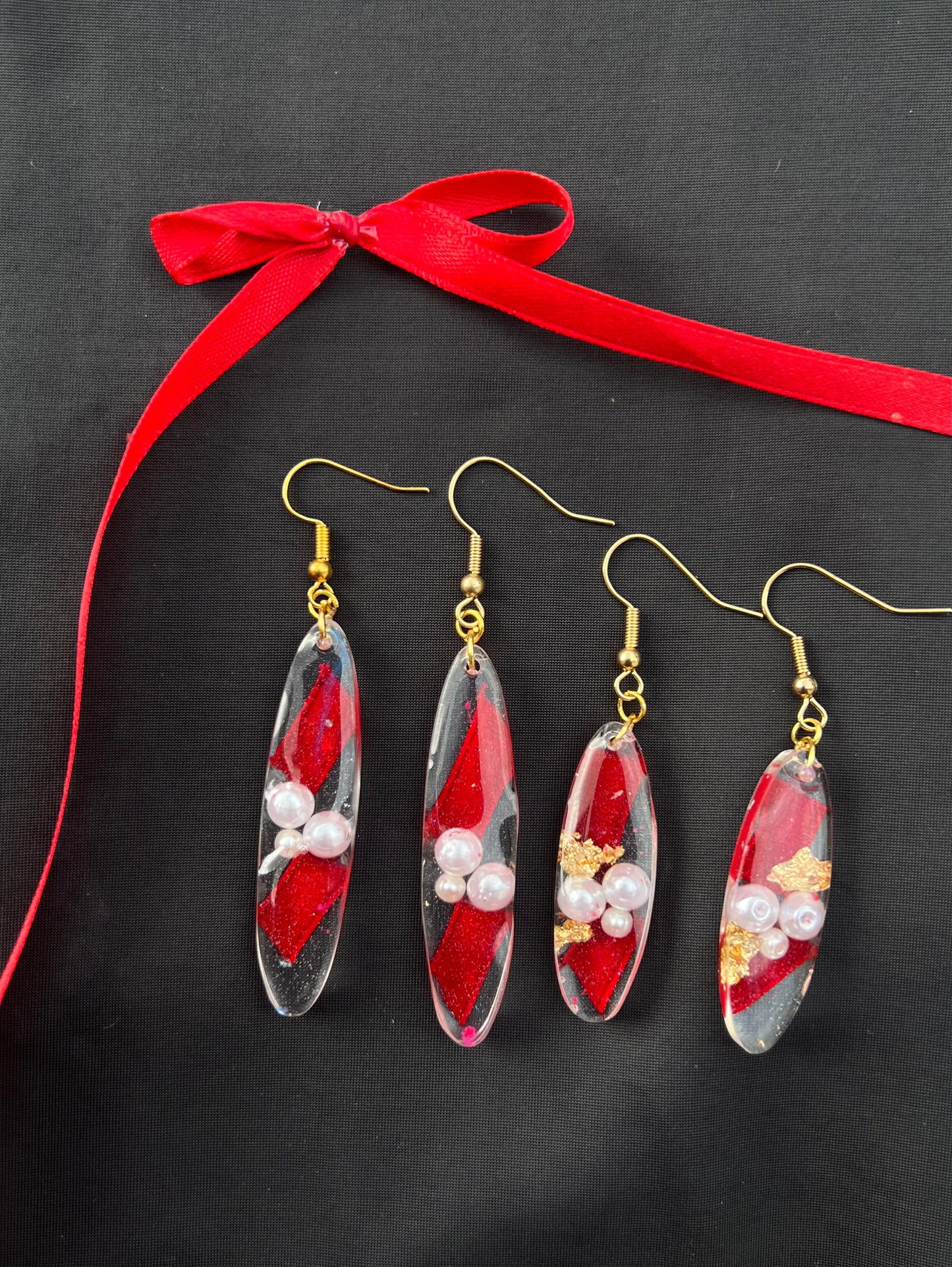 Candy 🍭 Cane Stripe Earrings 🎄🧚🏽✨