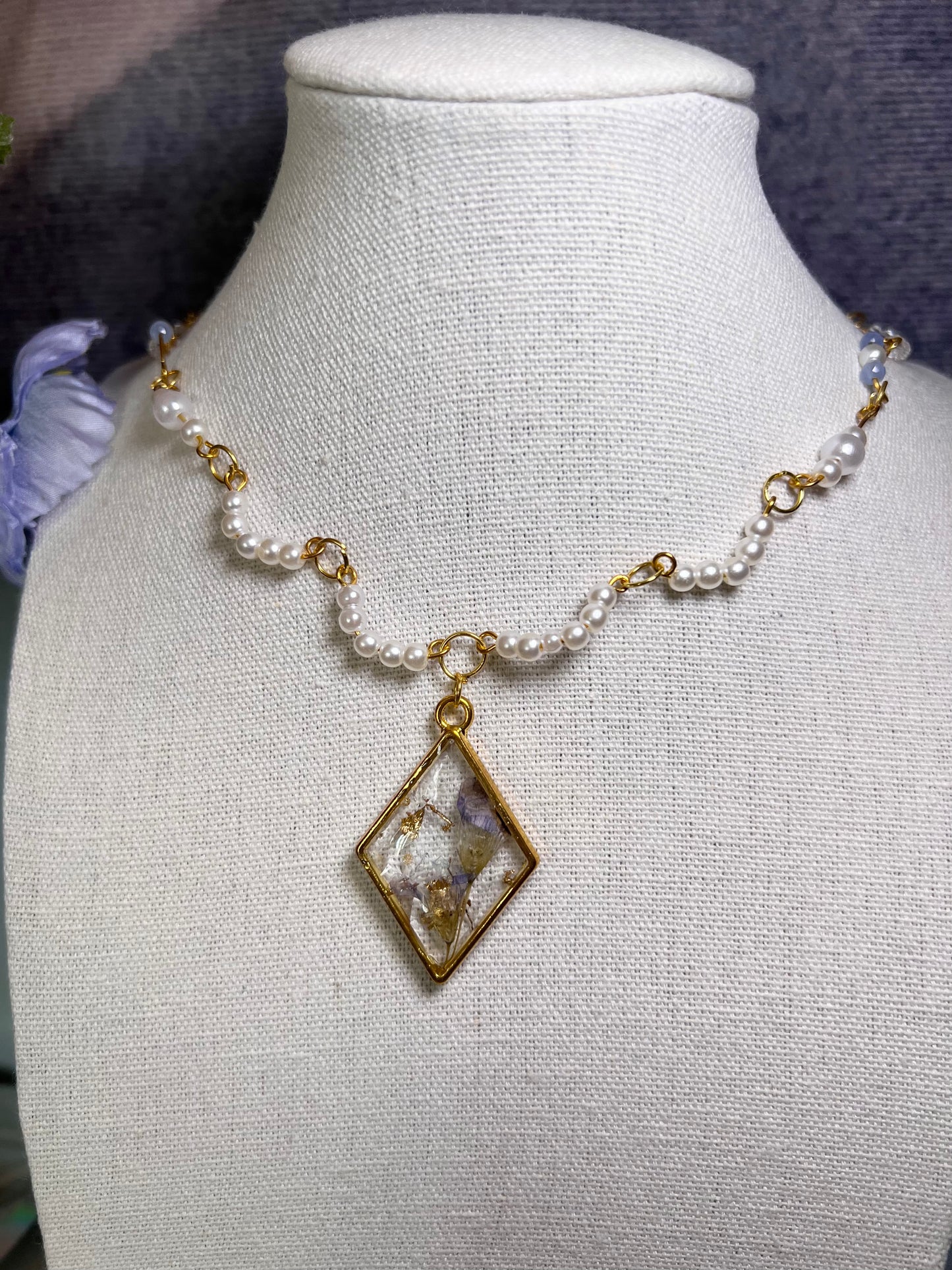 Royale Iris🪻 Necklace🏹
