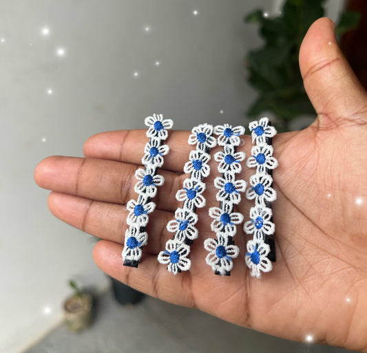 Blue & White Daisy 🌼 Lace Hair Clips💙