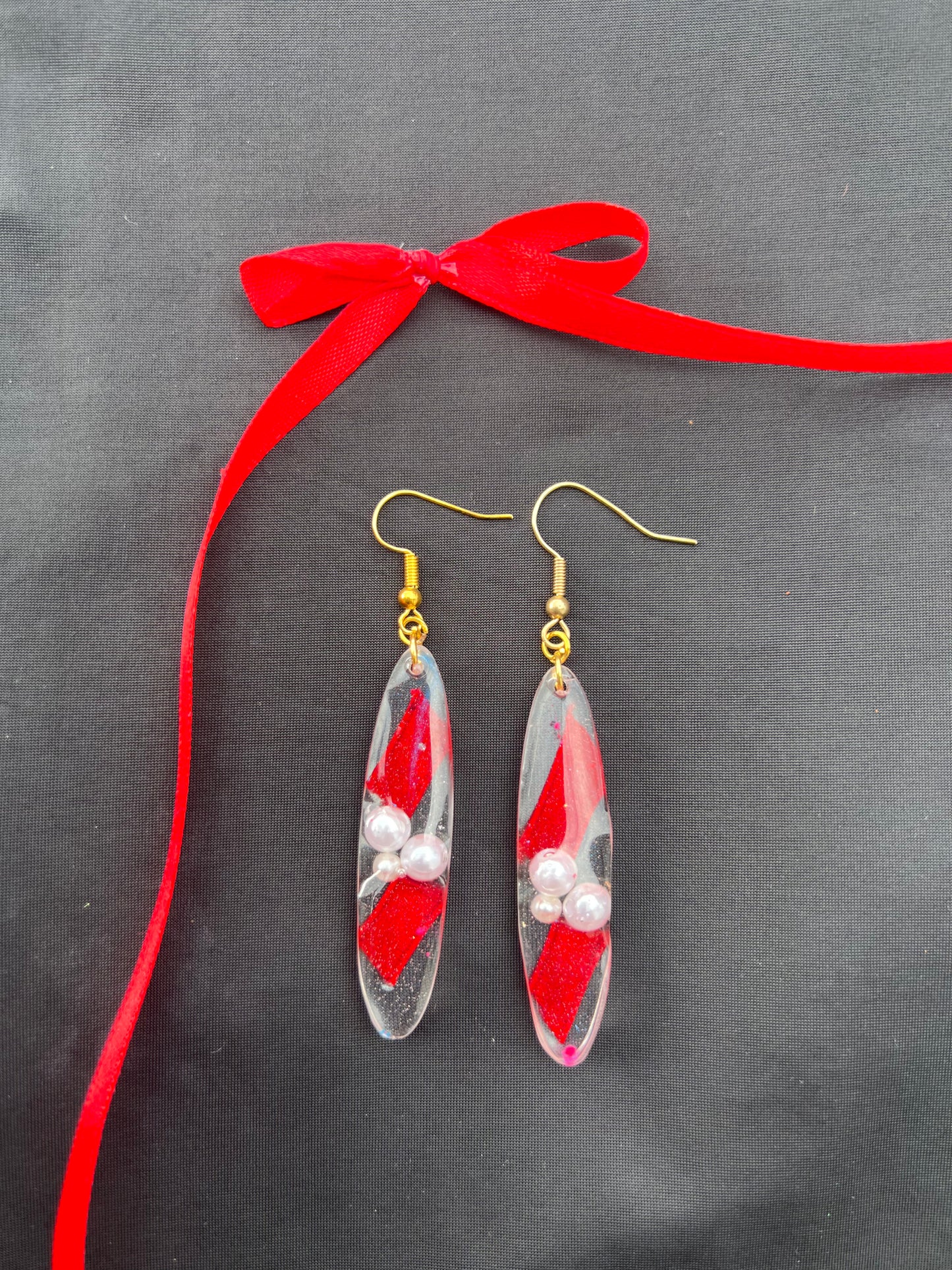 Candy 🍭 Cane Stripe Earrings 🎄🧚🏽✨