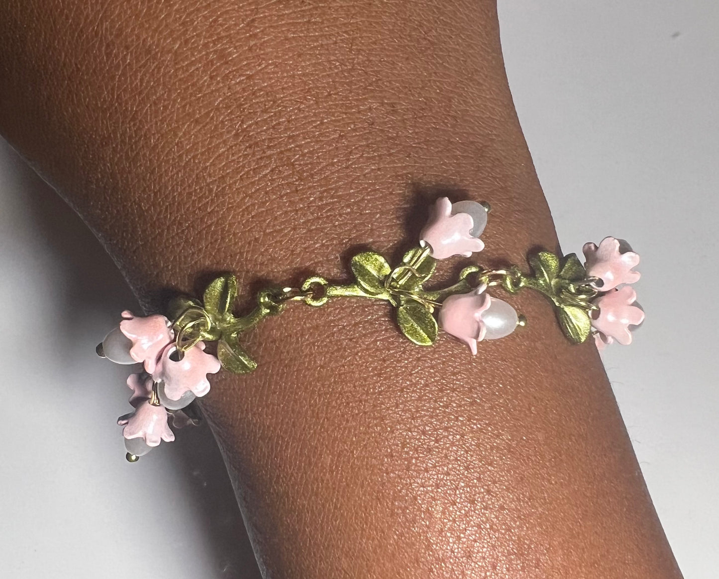 Lily Of The Valley Bracelet🪷 (Pink or beige)