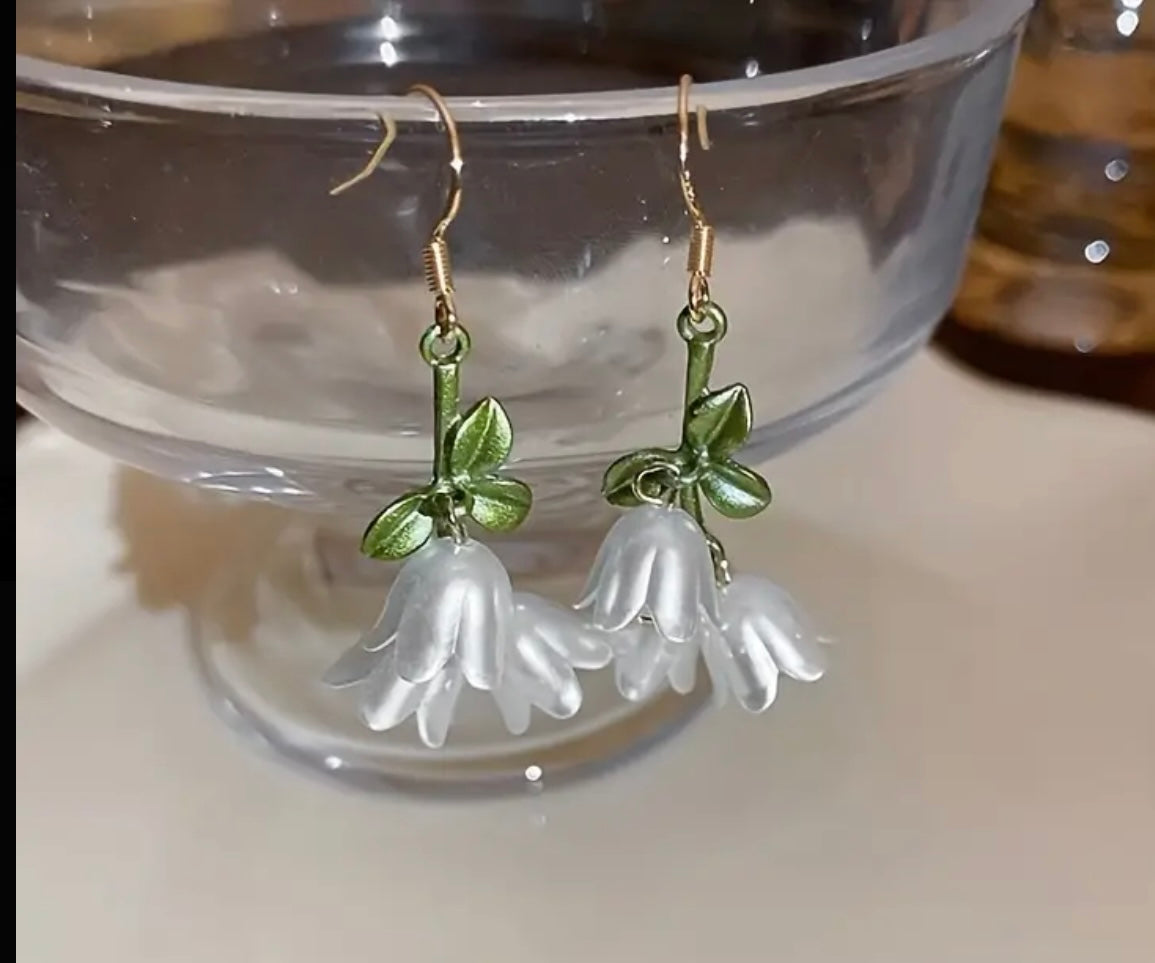Lily Of The Valley Earrings ✨(White)