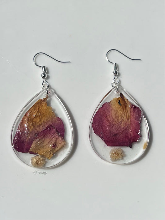 🌹Dried Red Rose Earrings 🥀🤍