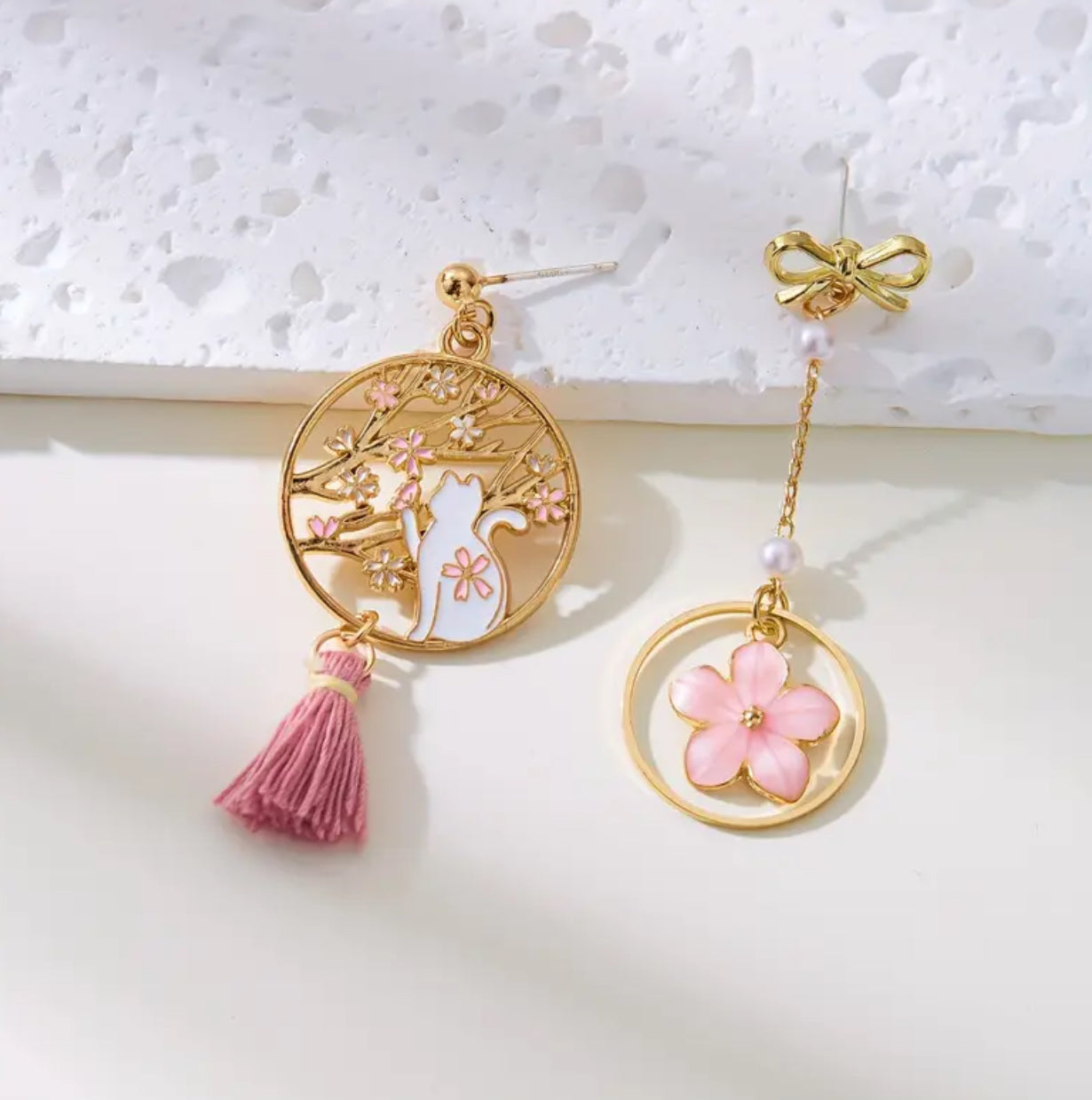 Bow & Sakura Cat Oriental Earrings 🌸🇯🇵