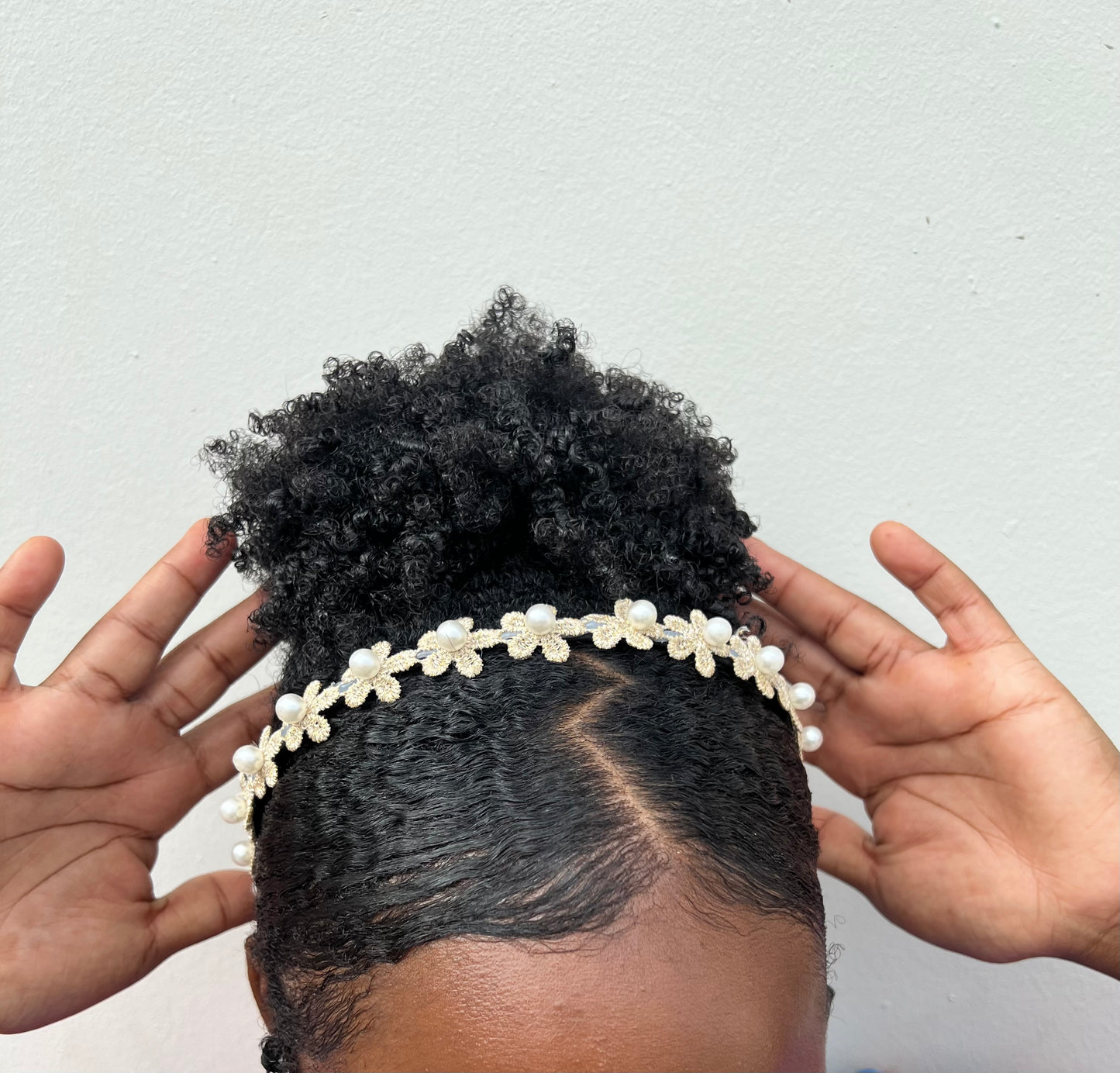 🌼Lace & Pearl Floral Headband 🦪🧚🏽