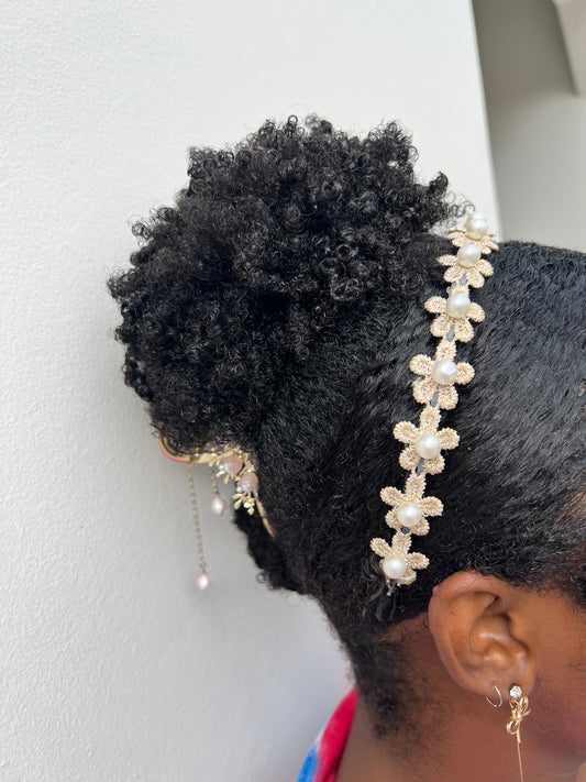 🌼Lace & Pearl Floral Headband 🦪🧚🏽