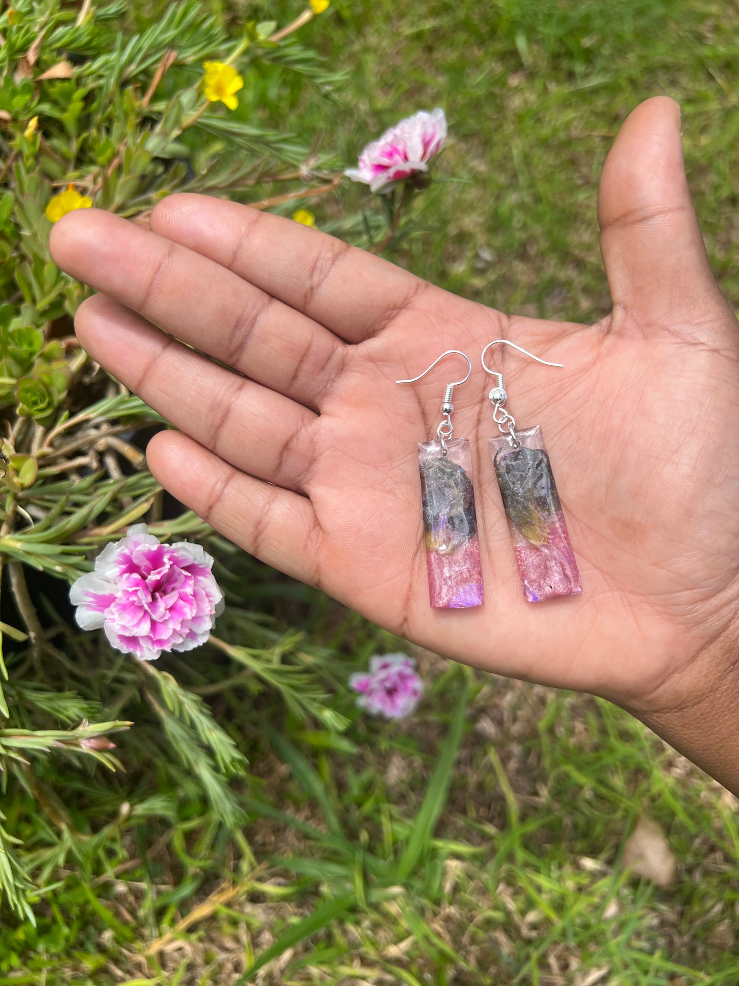 Rosetta Leaf Earrings 🩷🎀