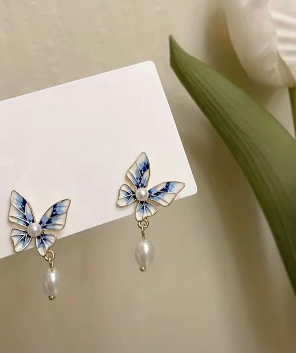 Mystic Butterfly 🦋 Pearl Earring