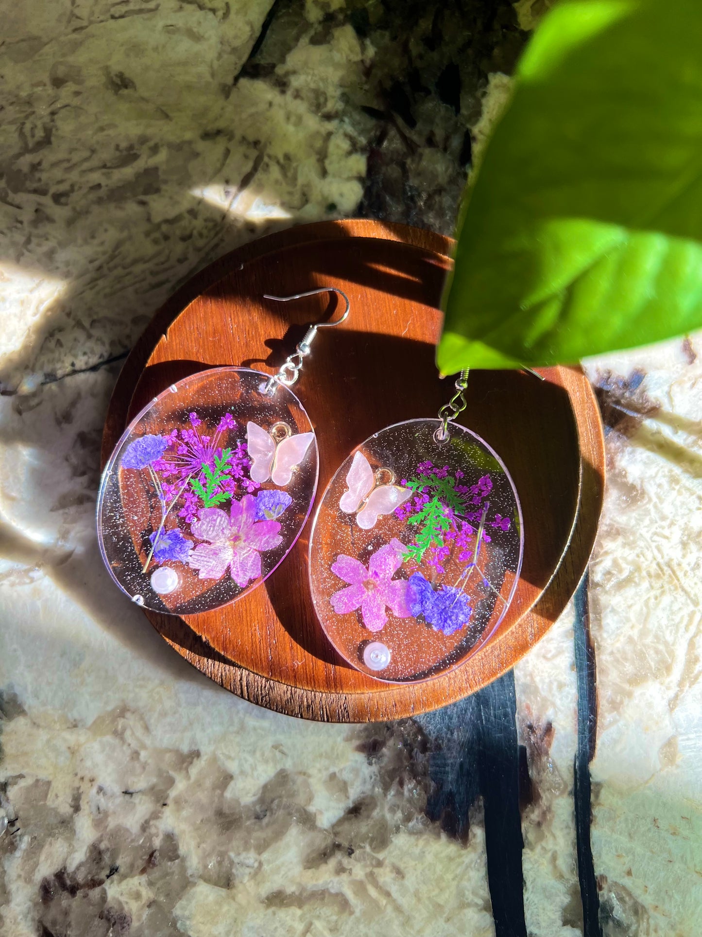 Secret Garden Earrings🩷🌻🪵🦋