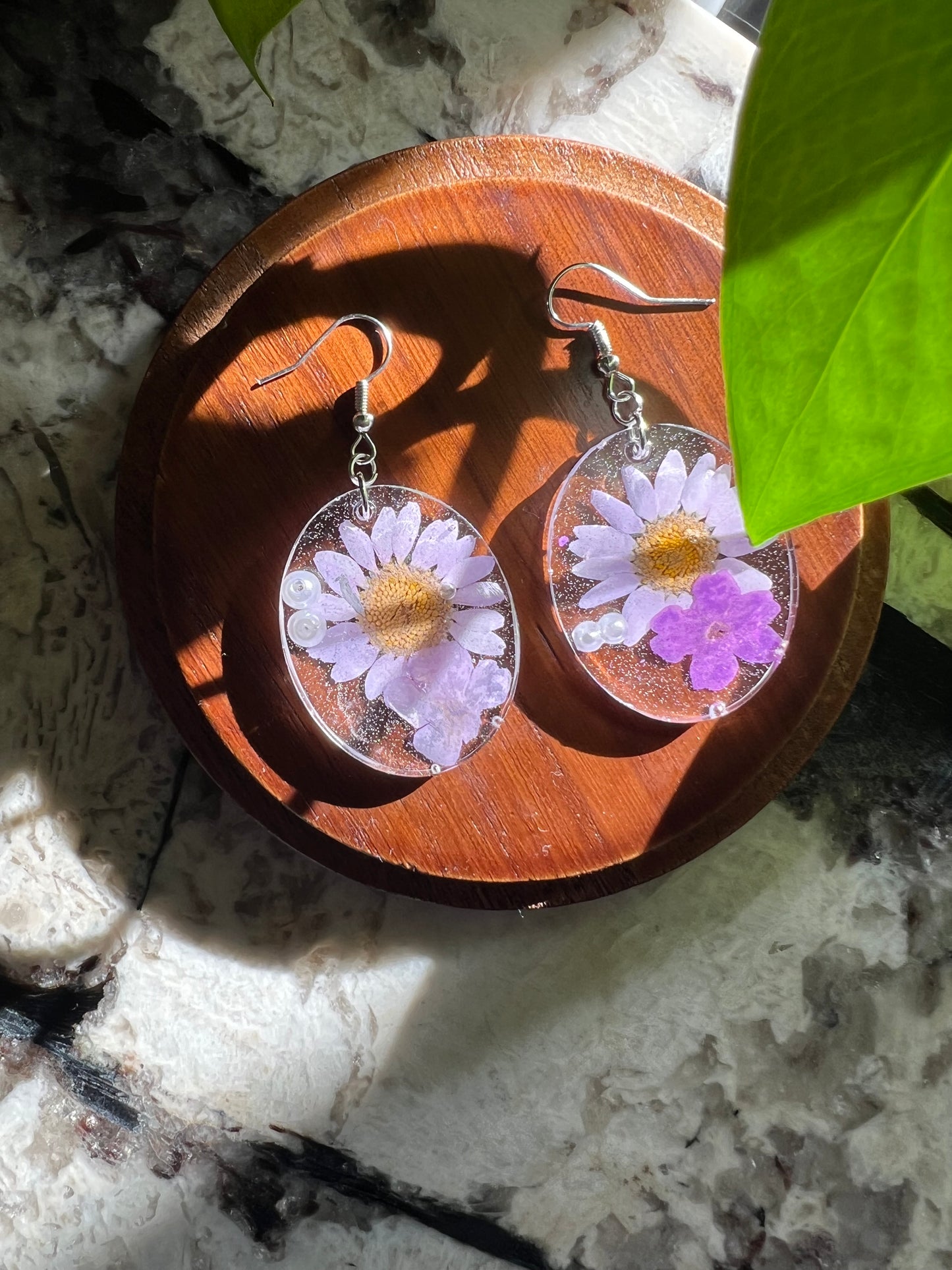 Dianthe~🪽 Daisy Pearl Earrings